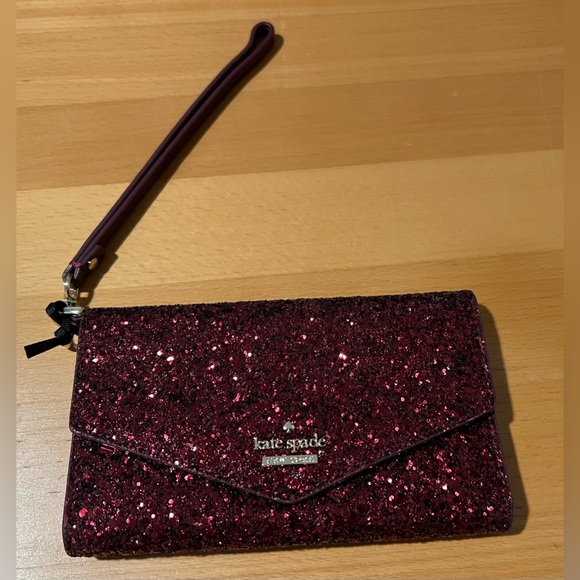 Kate Spade All that Glitters Cranberry Wristlet - phone case NWT - Picture 6 of 7